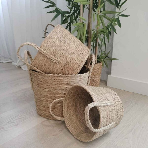 Conjunto de 3 cestas de fibra natural con asas Lupita