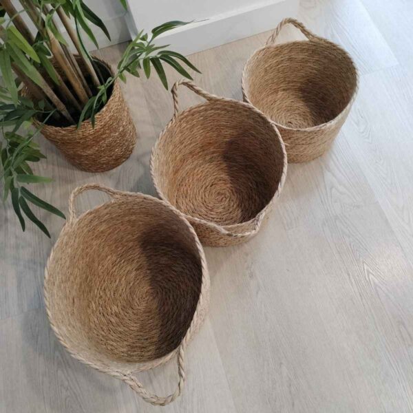 Conjunto de 3 cestas grandes de fibra natural Sevilla — estilo nórdico y elegancia artesanal - Imagen 3