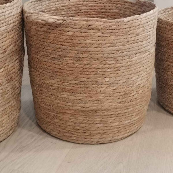 Conjunto de 3 cestas grandes de fibra natural Sevilla — estilo nórdico y elegancia artesanal - Imagen 4